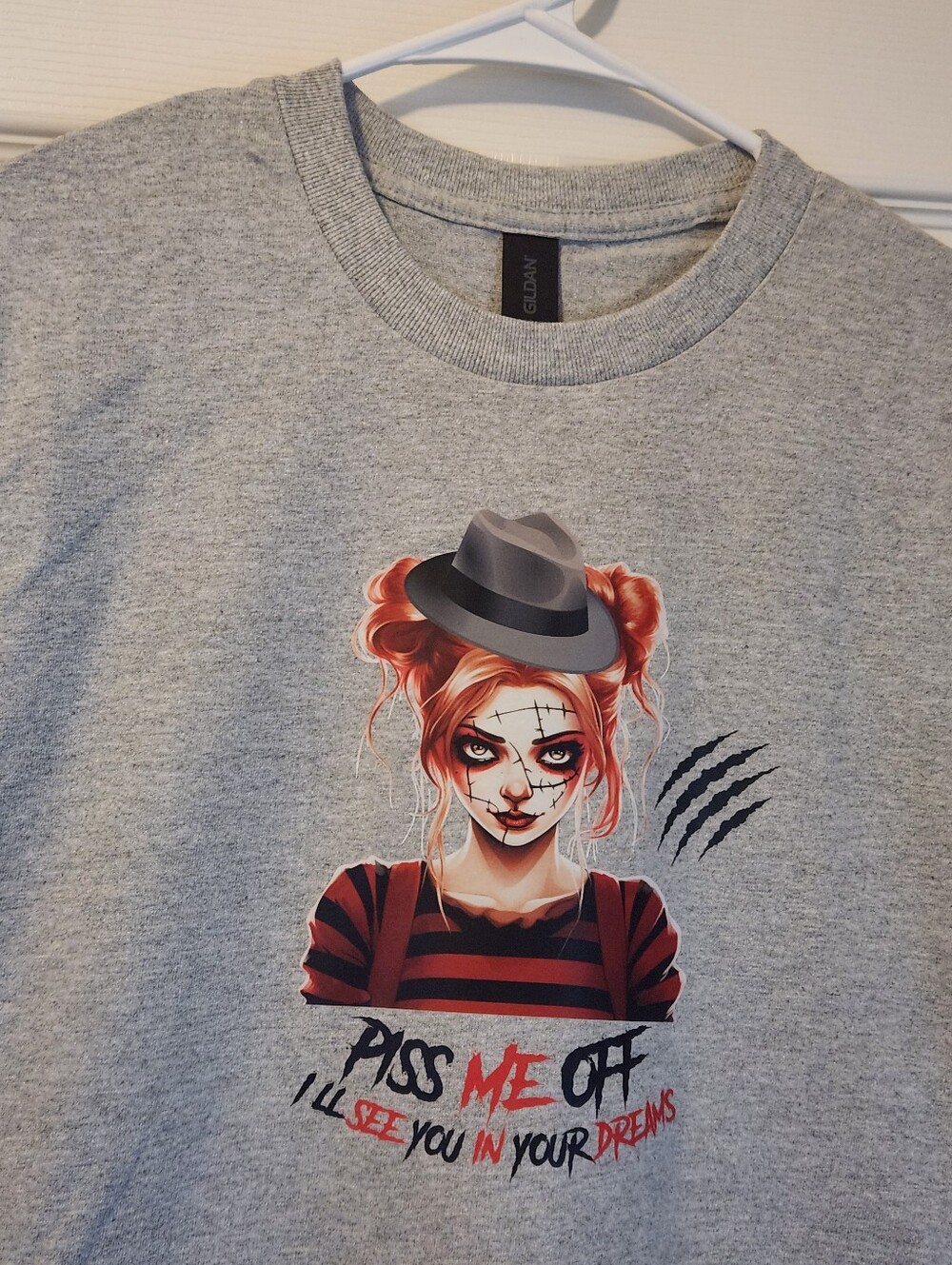 HALLOWEEN GRAPHIC TSHIRT, NWOT